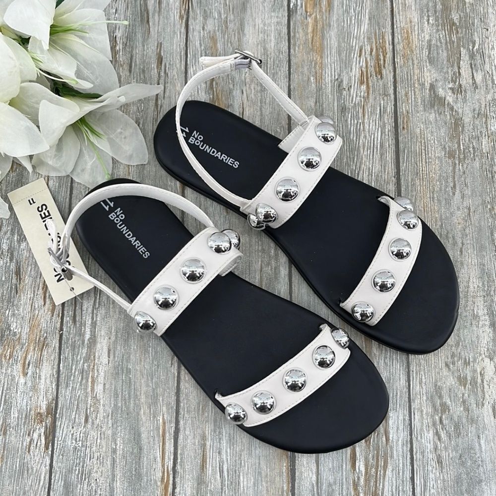White Flat Sandals with Silver Studded Accents Shoes Size 11